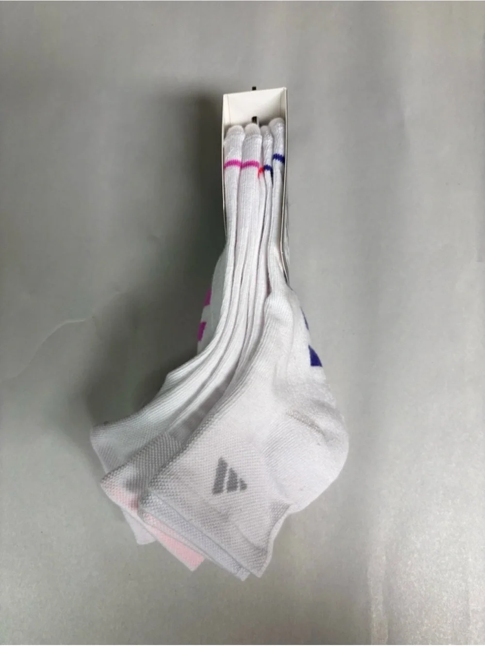 New Adidas Socks Women’s 3 Pair White Aeroready Cushion Quarter Athletic Casual